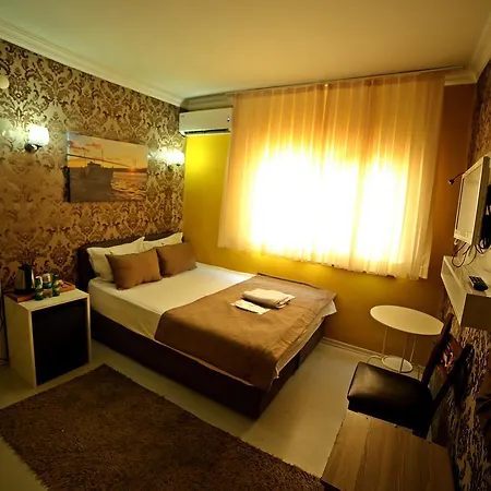 Aparthotel Enjoy Suites *